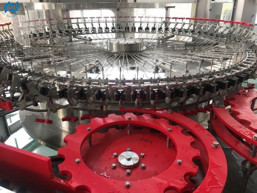 Automatic Carbonated Beverage Filling Machine